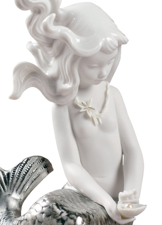 01009089 | Figura Sirena con brazos al costado. Lustre plata