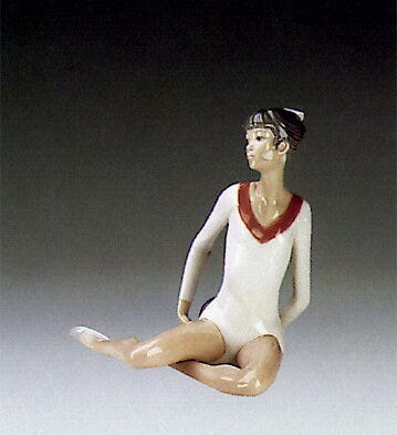 01005333 | GIMNASTA PELOTA ATRAS