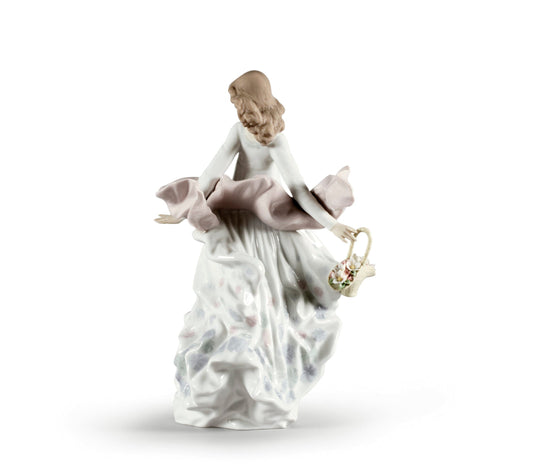 01005898 | Figura mujer Esplendor primaveral
