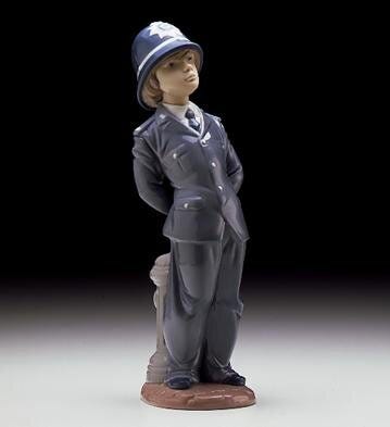 01006367 | PEQUEÑO POLICIA