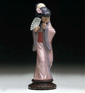 01004990 | JAPONESITA TIMIDA