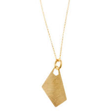 Collar chapado en dorado elegante