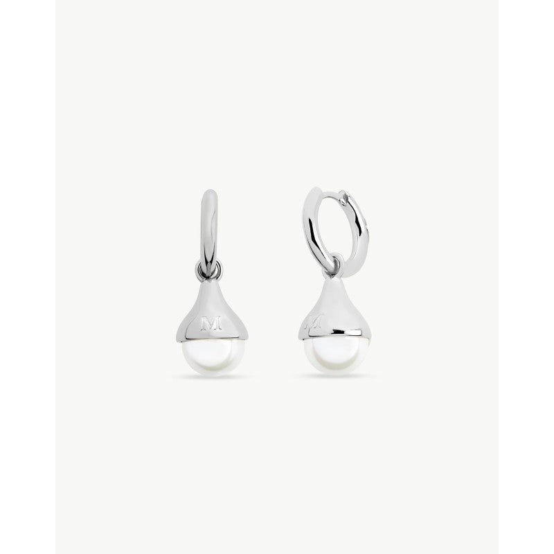 Pendientes de perla elegantes en plata