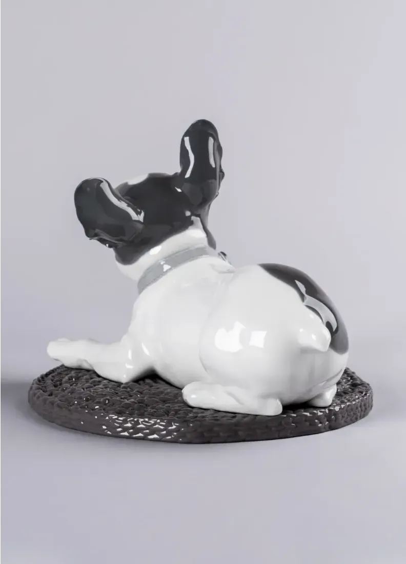 01009398 | Figura perro Bulldog francés con macarons