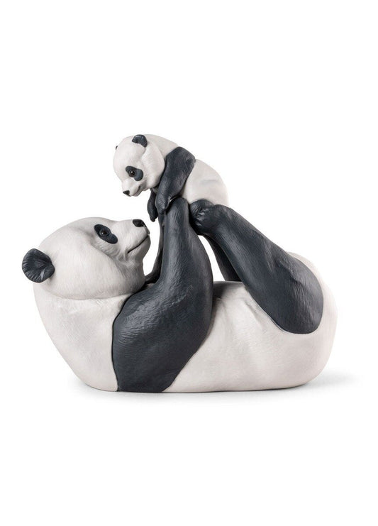 01009685 | Escultura Mamá panda