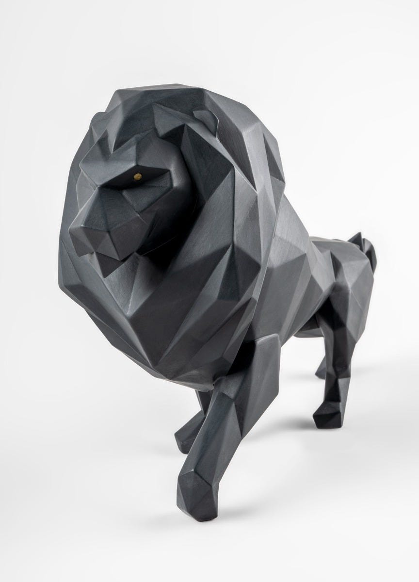 01009746 | Escultura León. Negro mate