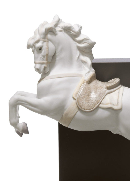 01018253 | Figura Caballo en pirouette