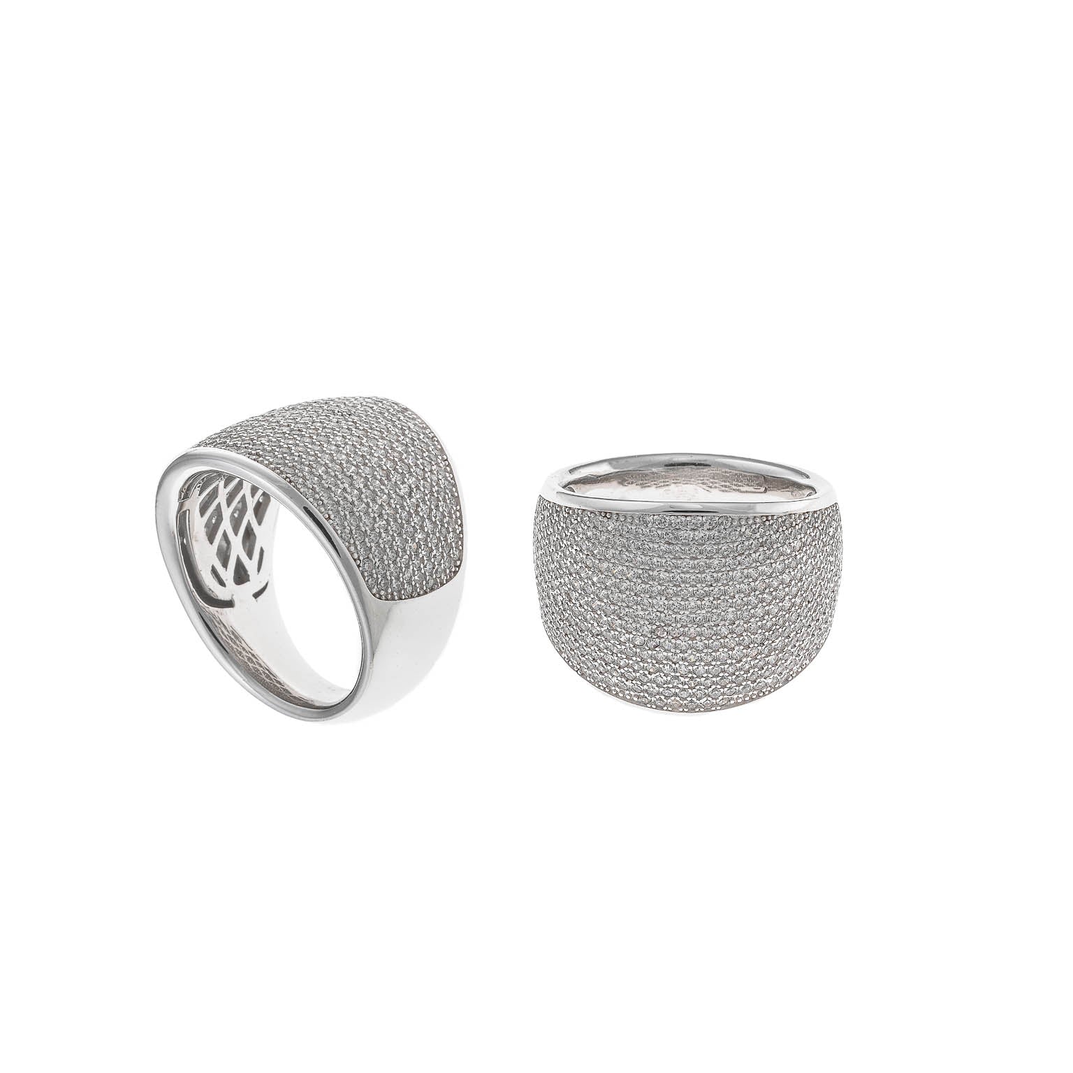 Anillo de plata con circonitas