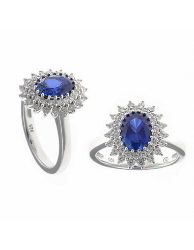 Anillo de plata con circonitas elegante