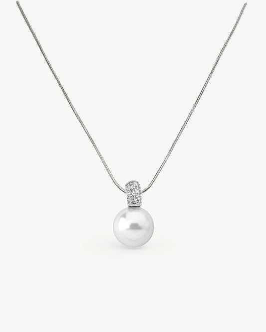 Collar de perla elegante en plata