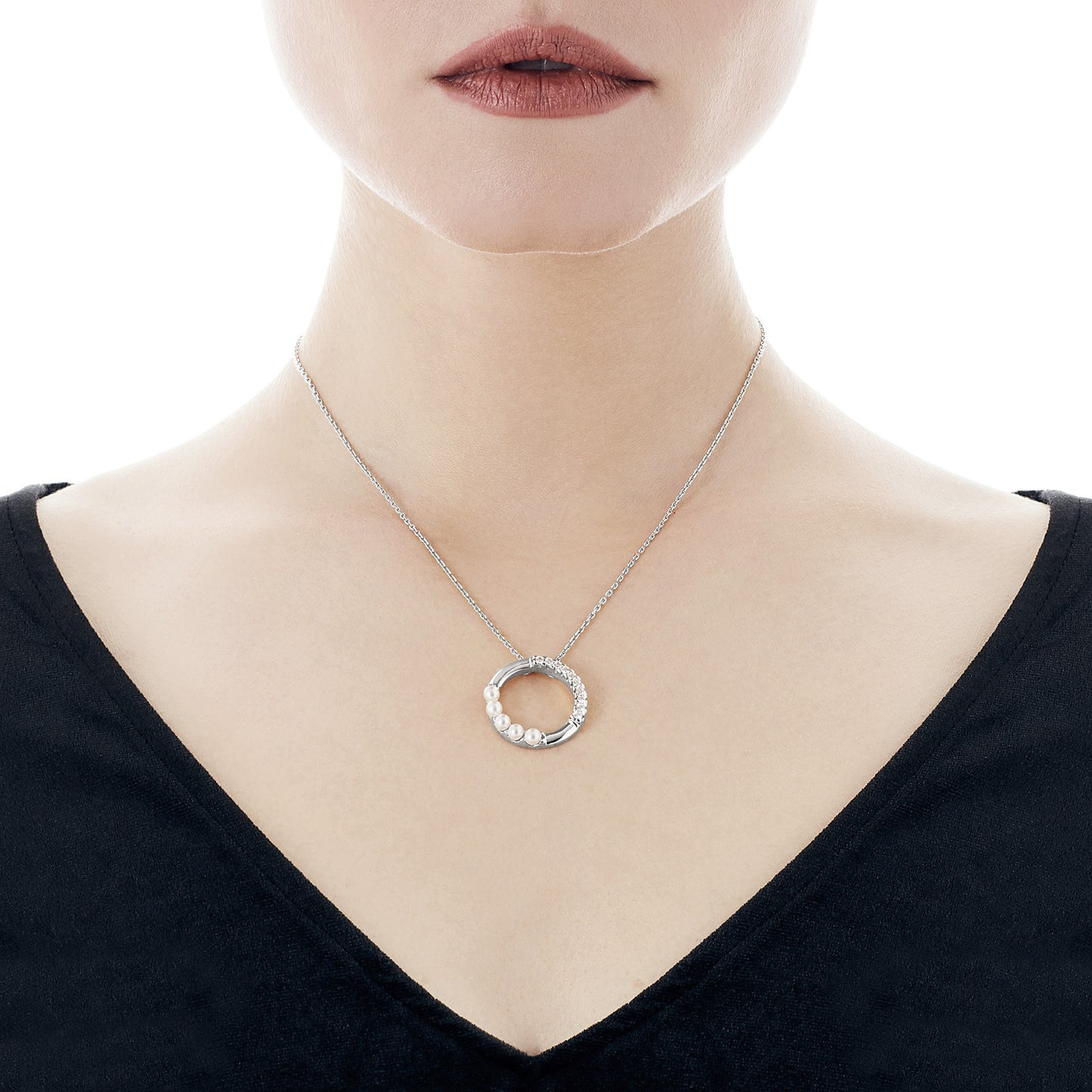 Collar de perla elegante en plata