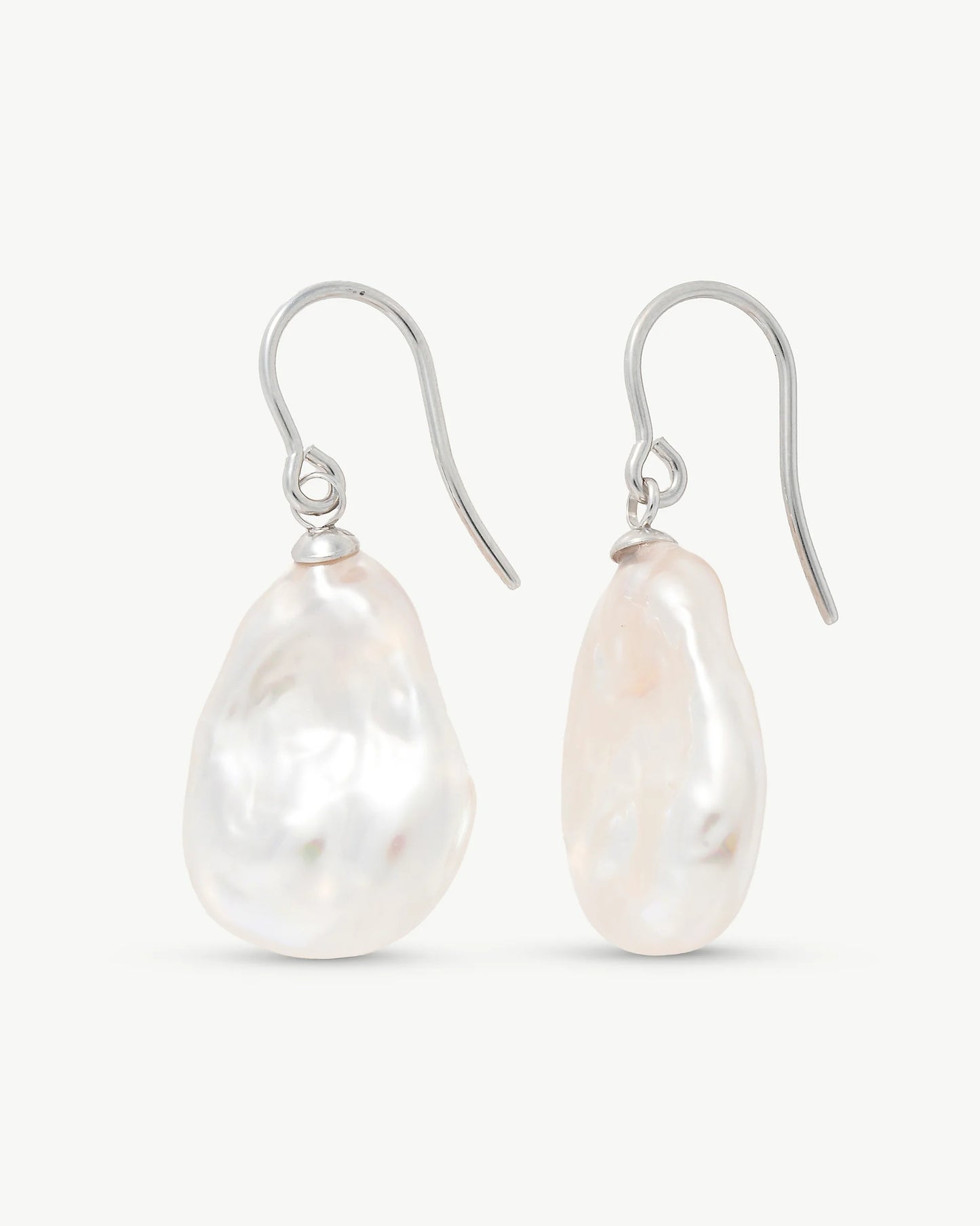 Pendientes Perla Salvaje 14x20mm Keila en plata