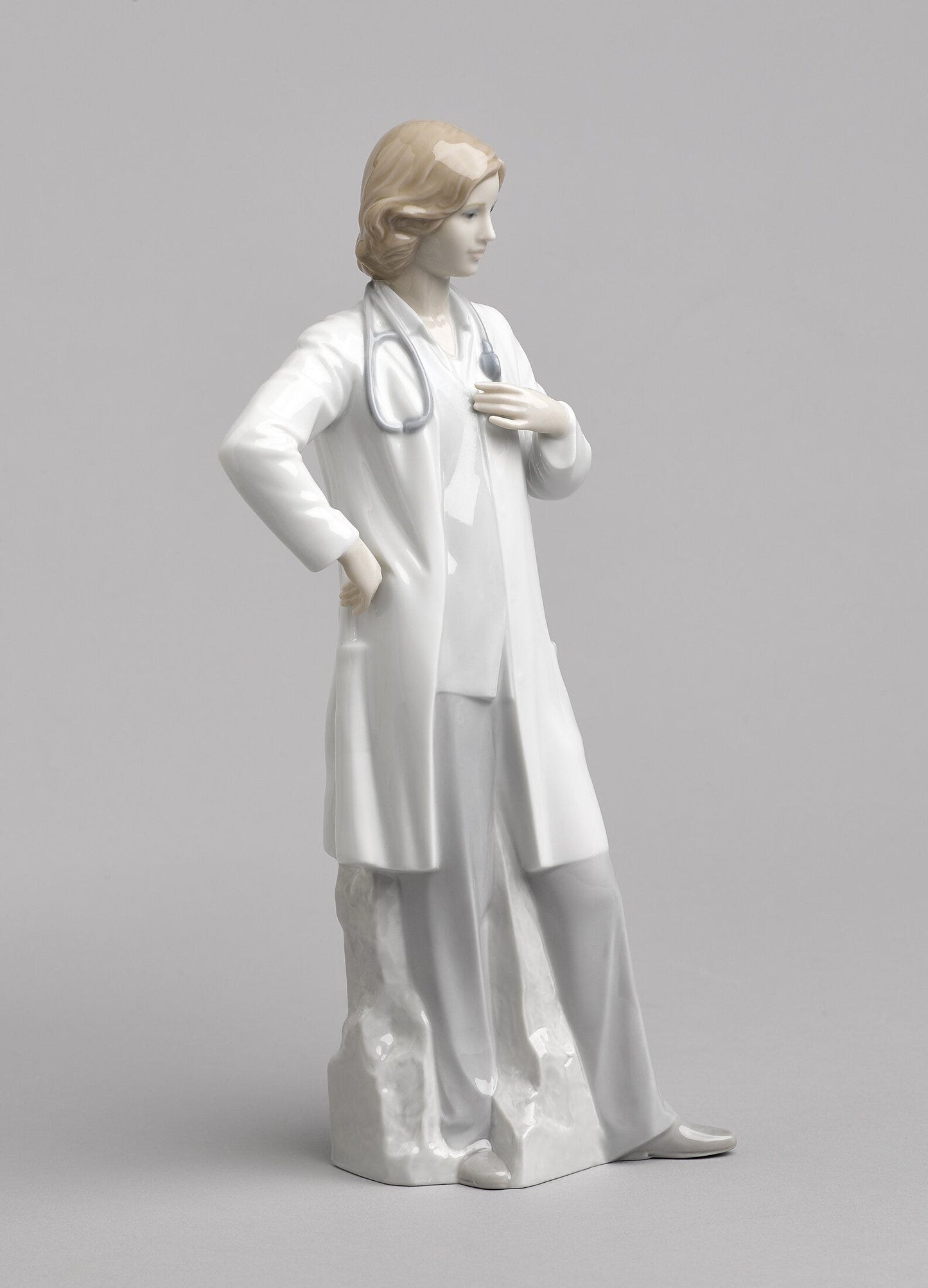 01008189 | Figura Doctora