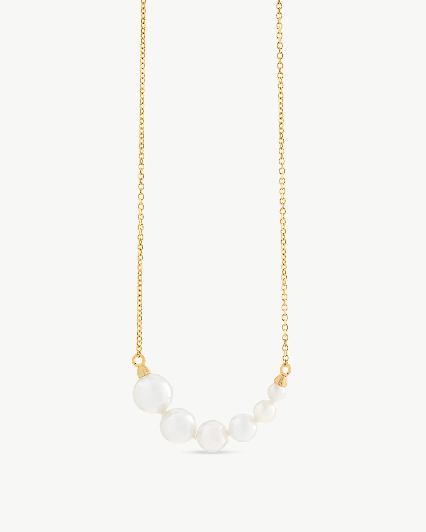 Collar de perla elegante en plata