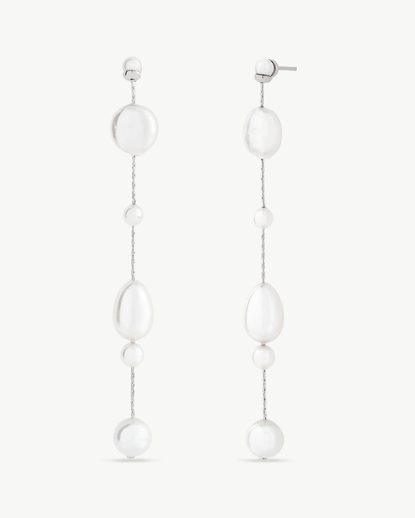 Pendientes de perla elegantes en plata