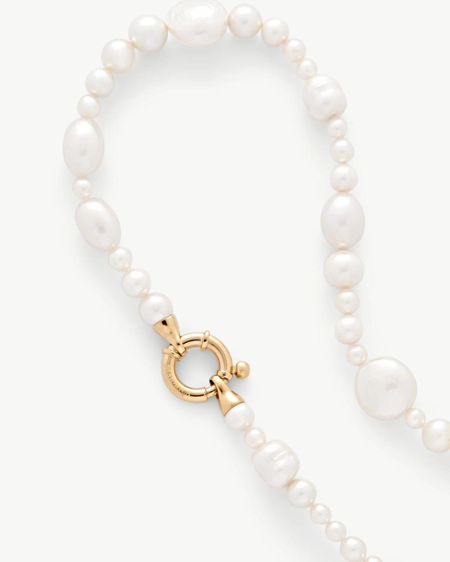 Collar de perla elegante en plata