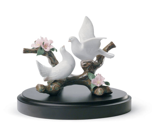 01008422 | Figura Palomas en cerezo