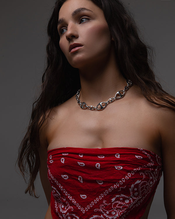 Collar Ciclon de aire elegante