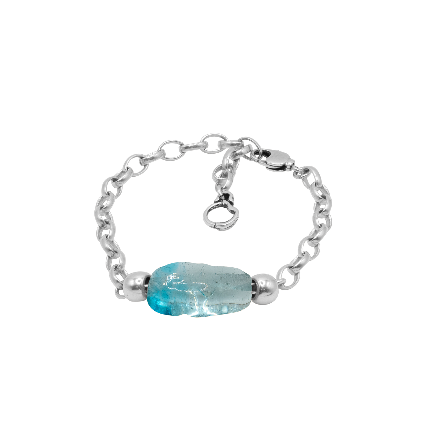 Brazalete Ciclon con presencia elegante