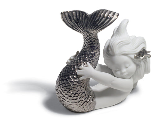 01008545 | Figura sirena Jugando con el mar. Lustre plata