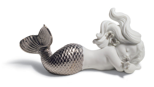 01008546 | Figura sirena Soñando con el mar. Lustre plata