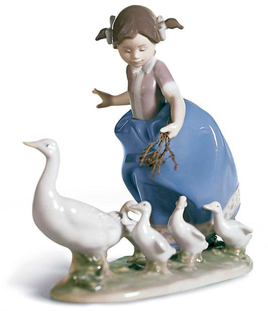 01005503 | NIÑA CONDUCIENDO PATOS Tipo 239