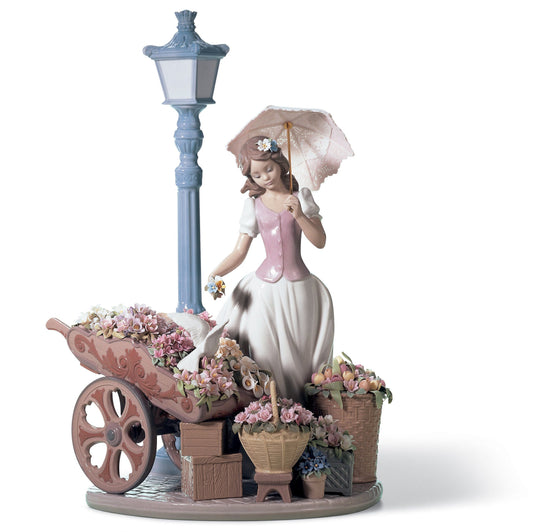 01006809 | Escultura mujer Flores en primavera