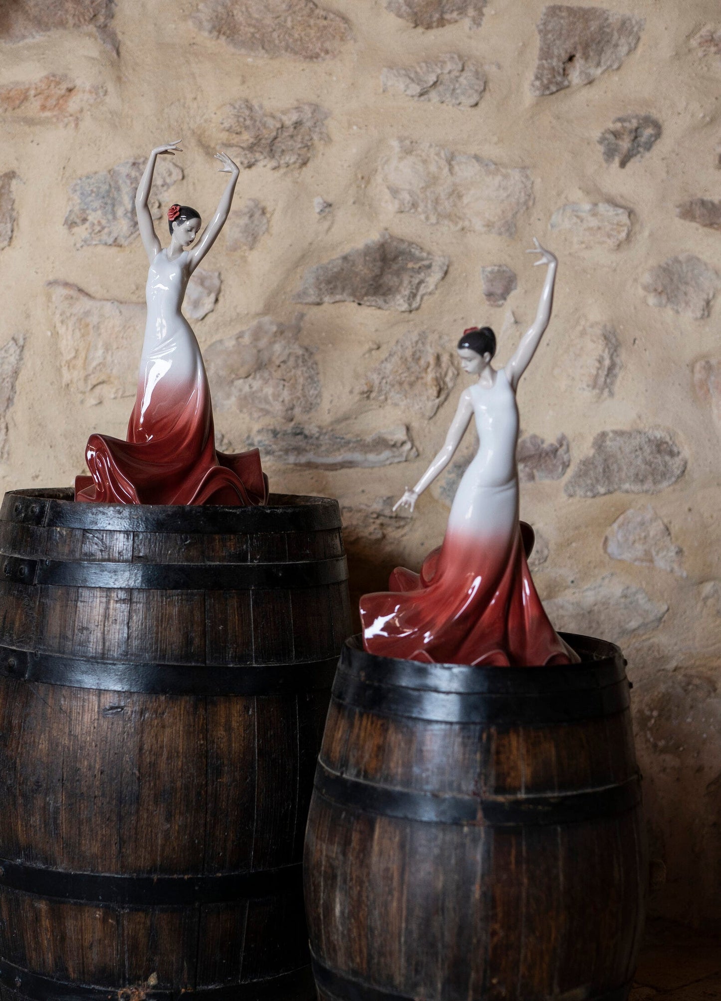 01008419 | Figura mujer Alma de España