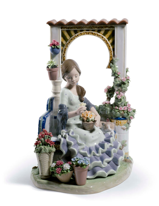 01001964 | Figura mujer En un patio andaluz. Serie limitada