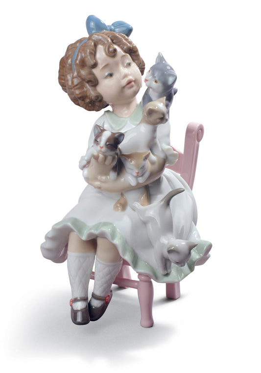 01008689 | Figura niña Mi pequeña familia