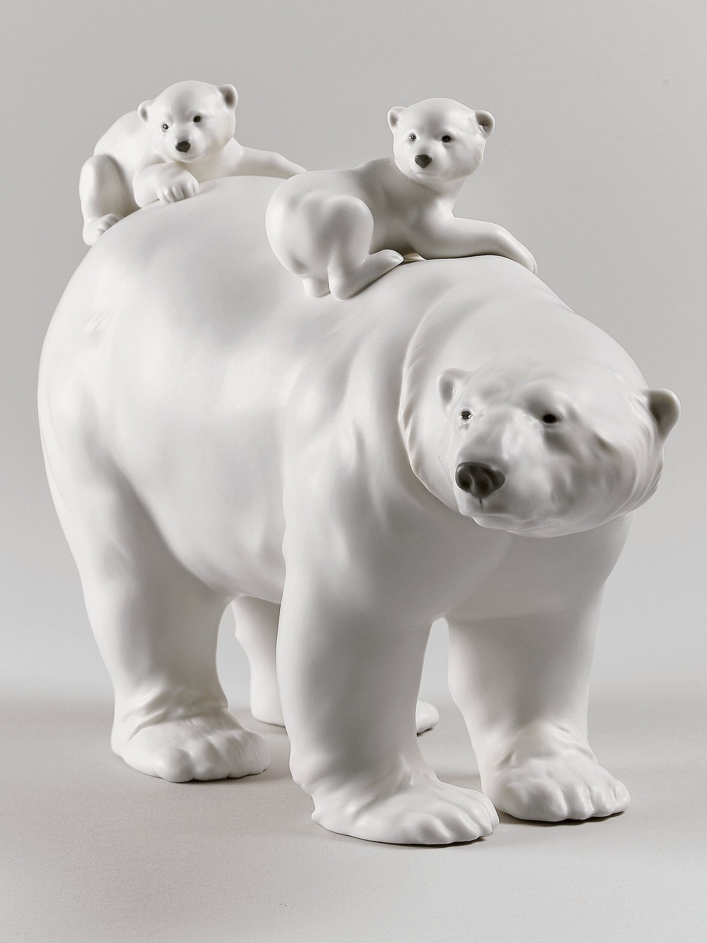 01009290 | Figura Mamá osa y sus bebés