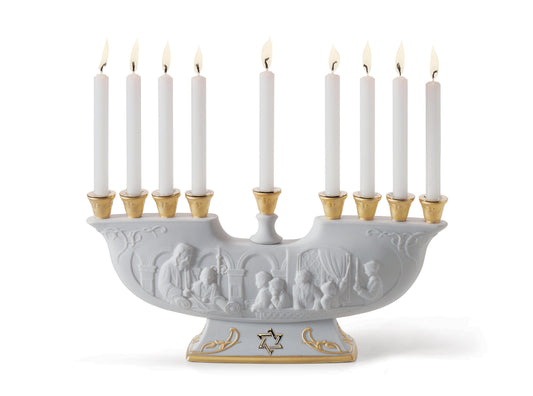 01007096 | Candelabro Menorah. Lustre oro