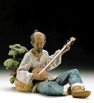 01012334 | CHINO TOCANDO