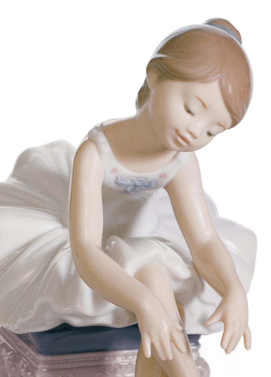 01008125 | Figura Pequeña bailarina I