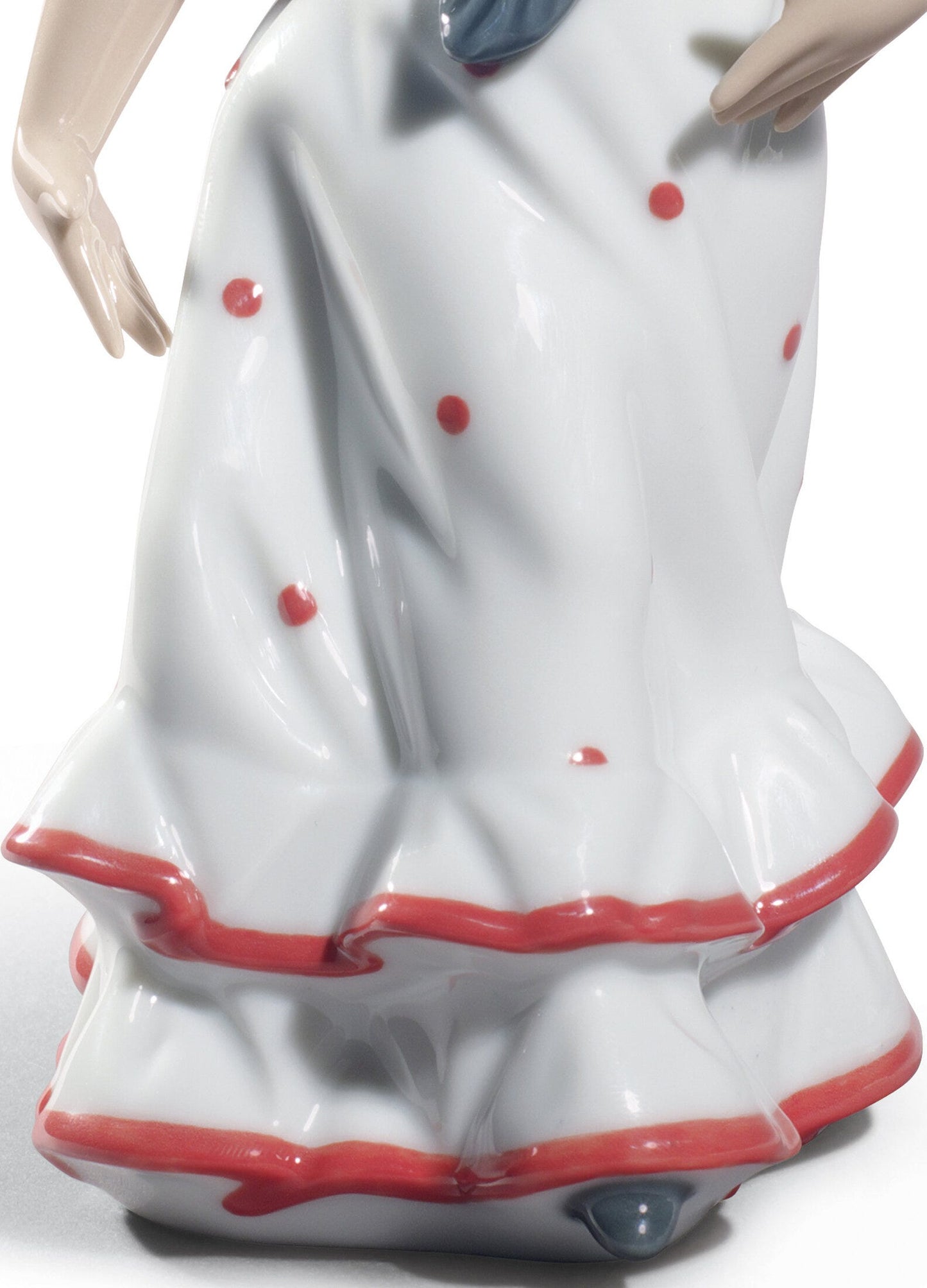 01008747 | Figura Bailaorita con los brazos abajo. Rojo