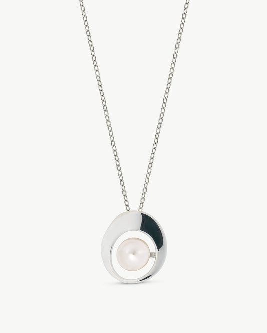 Collar de perla elegante en acero