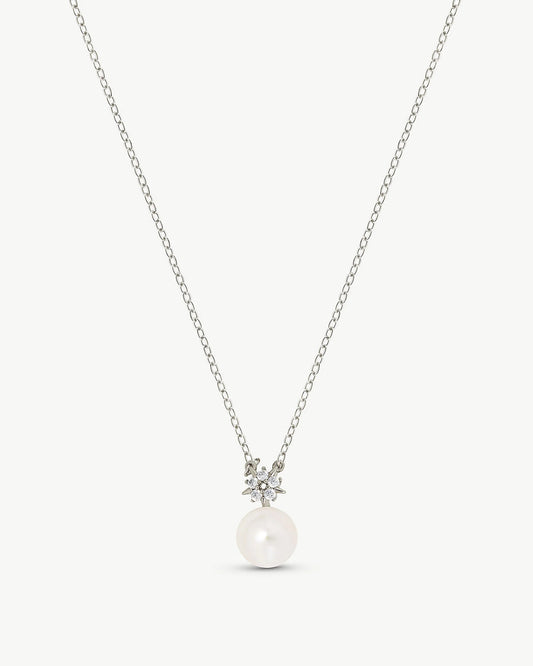 Collar de perla elegante en plata
