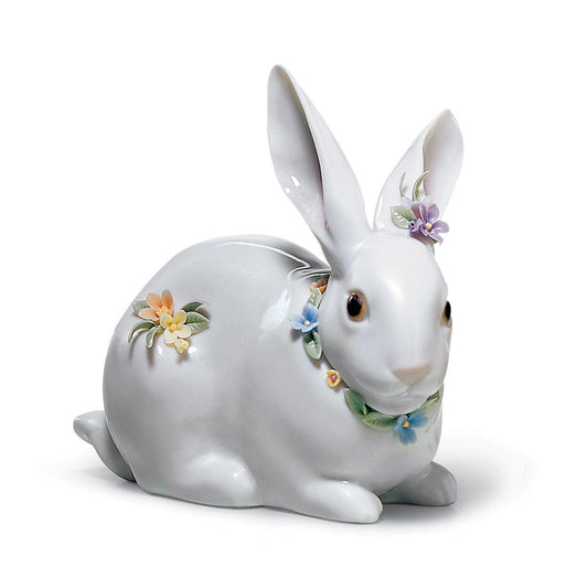 01006098 | Figura Conejito atento con flores