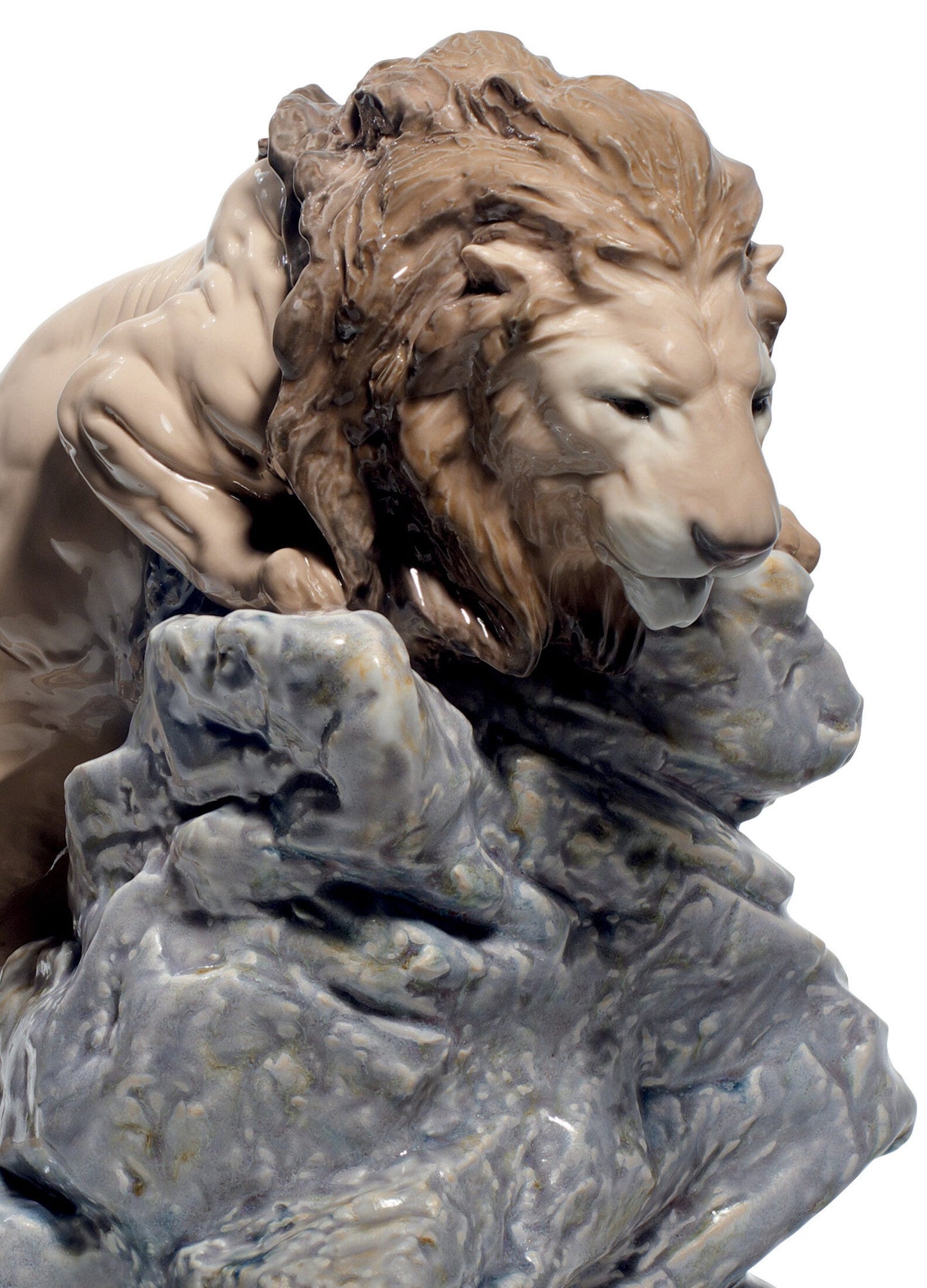 01008656 | Figura León al acecho