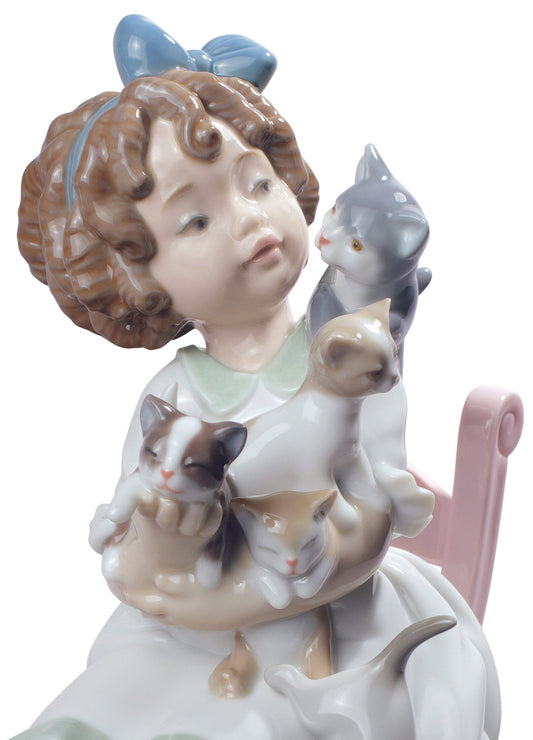 01008689 | Figura niña Mi pequeña familia