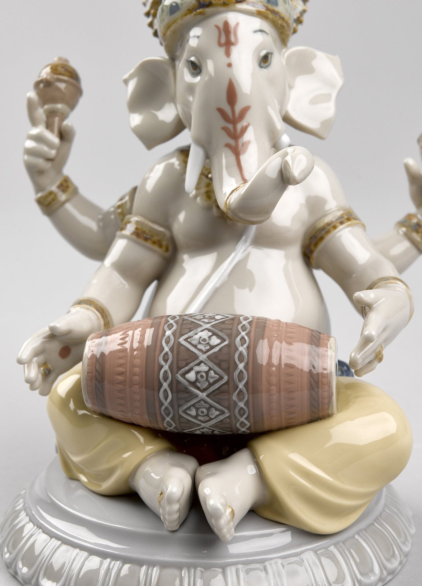 01008316 | Figura Ganesha con mridangam