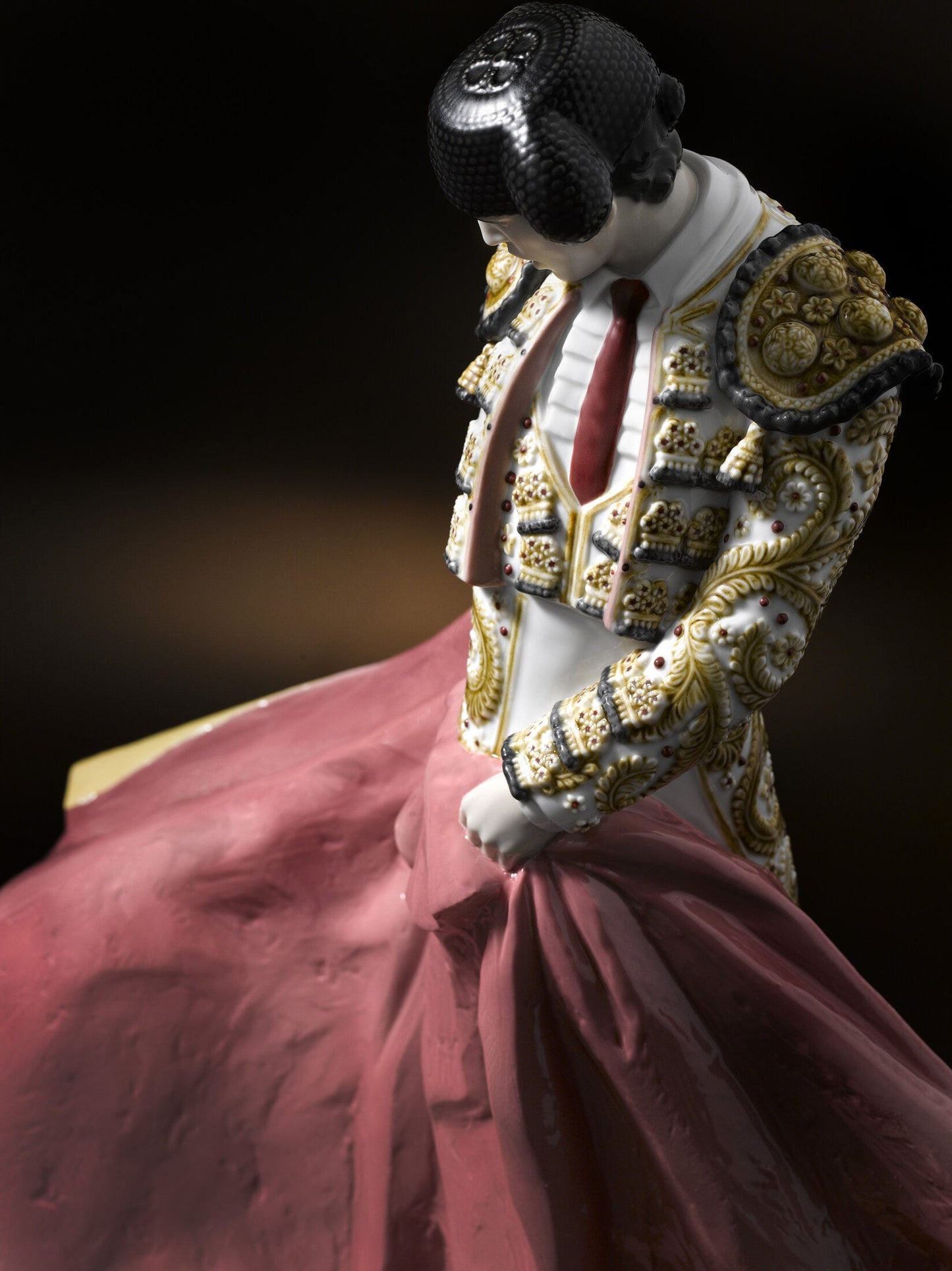 01008711 | Figura Maestro torero. Traje blanco