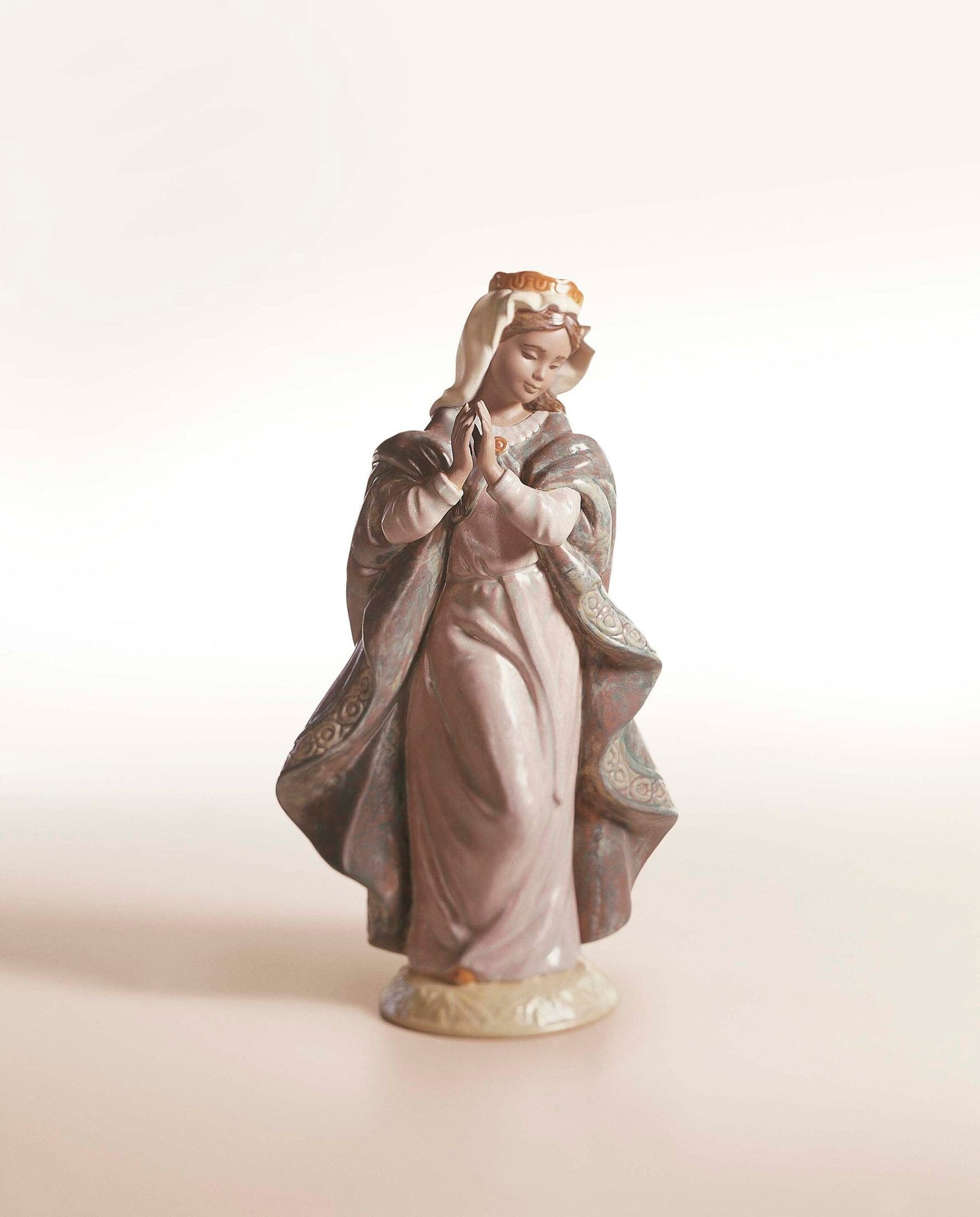 01012417 | VIRGEN NIÑA Tipo 360