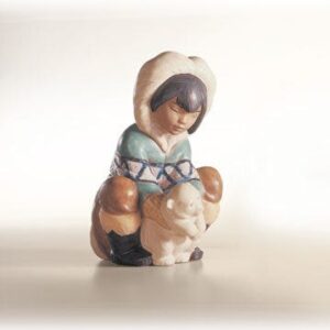 NIÑO ESQUIMAL JOVEN CON OSITO – Santacreu Store