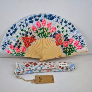 Abanico pintado a mano La Matilda con funda – Santacreu Store