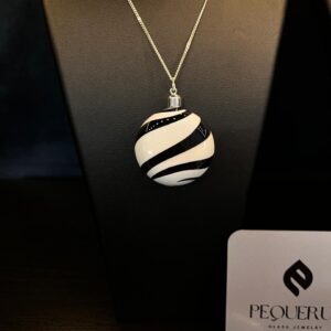 Colgante Luna Blanco y Negro de Cristal de Borosilicato – Santacreu Store