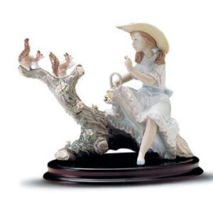 NIÑA CON ARDILLAS – Santacreu Store